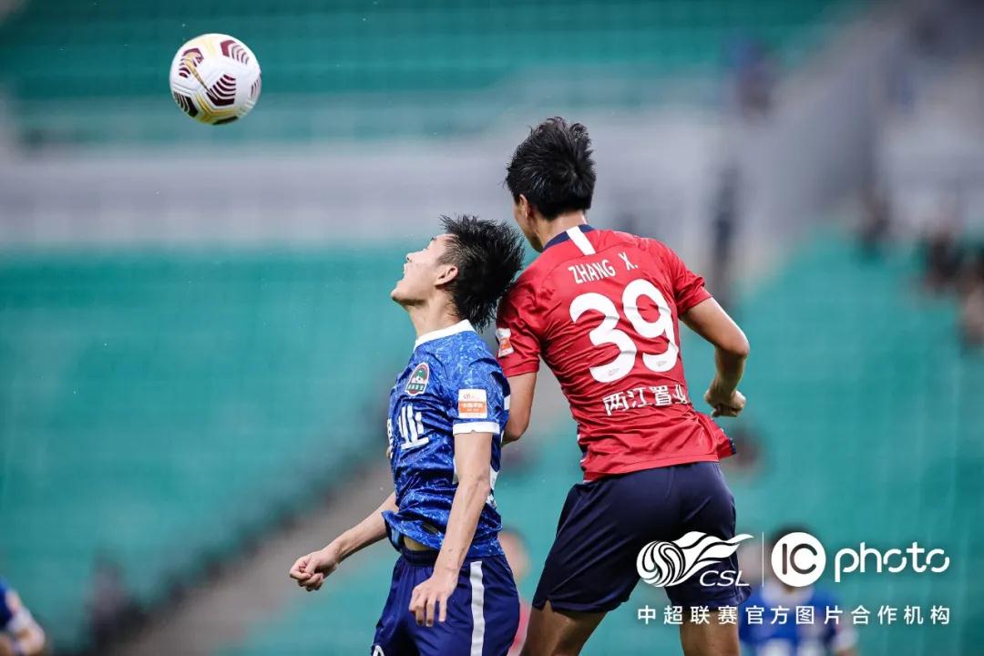 ملعب نهائي دوري أبطال أفريقيا 2021قصة الملعب الذي احتضن الحدث التاريخي
